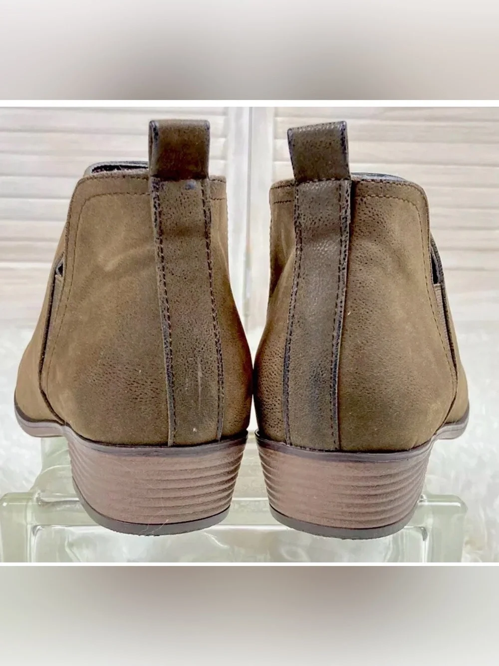 Pierre Dumas Womens Kenzie-2 size 8.5 Brown Faux Suede Slip On Bootie Retail $55